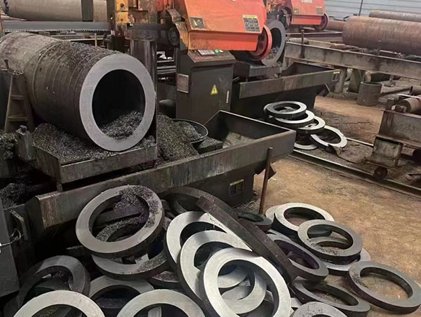 长垣20G无缝钢管切割